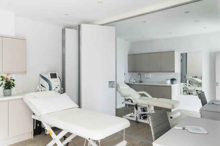 Redefining Skin & Beauty at a Leading Aesthetic Clinic in Lahore